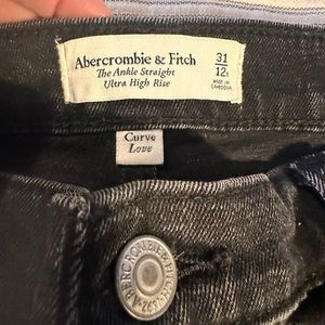 Abercrombie ankle straight ultra high rise black jeans